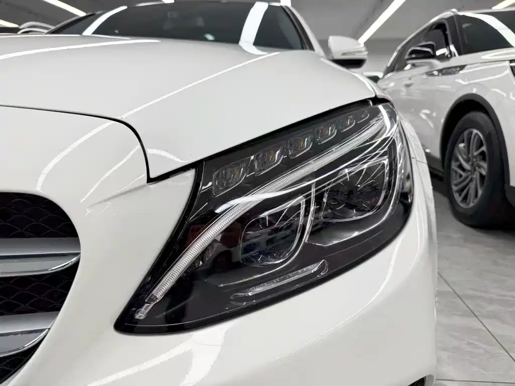 Mercedes-Benz C-Class — миниатюра 25