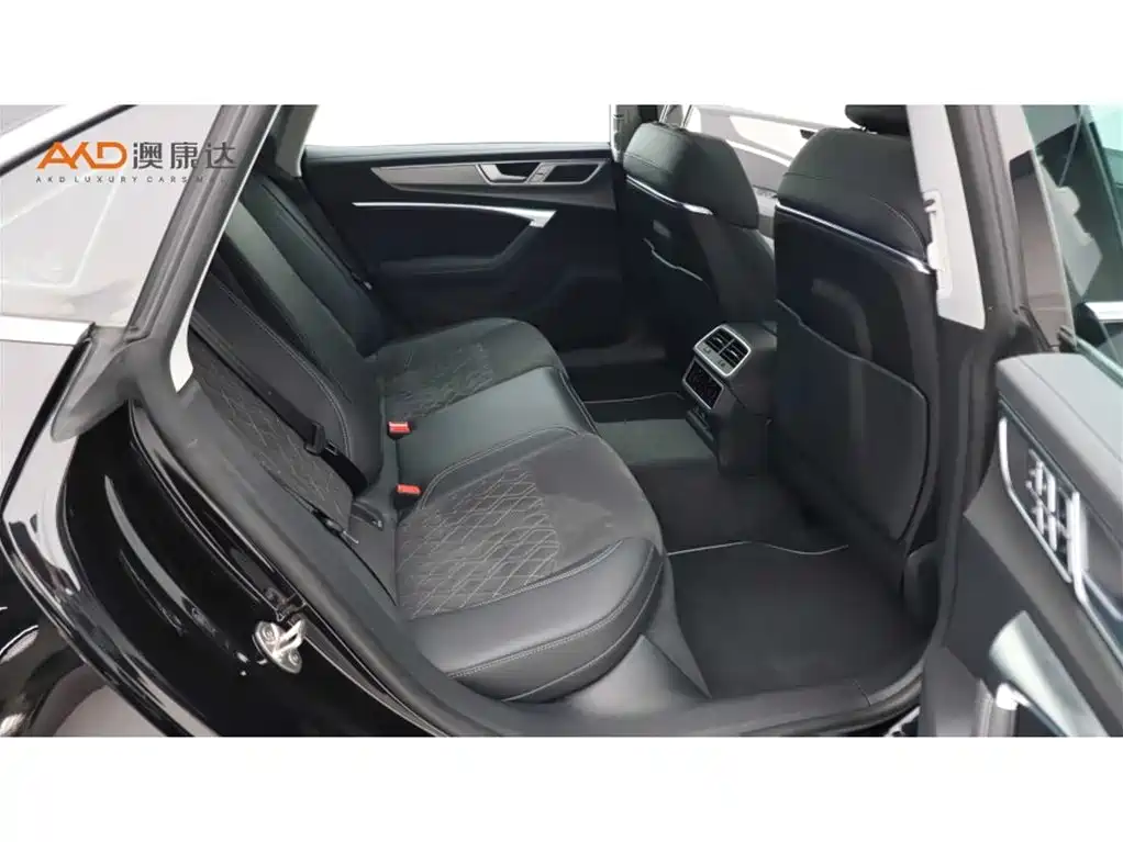 Audi A7L 2024 45 TFSI quattro