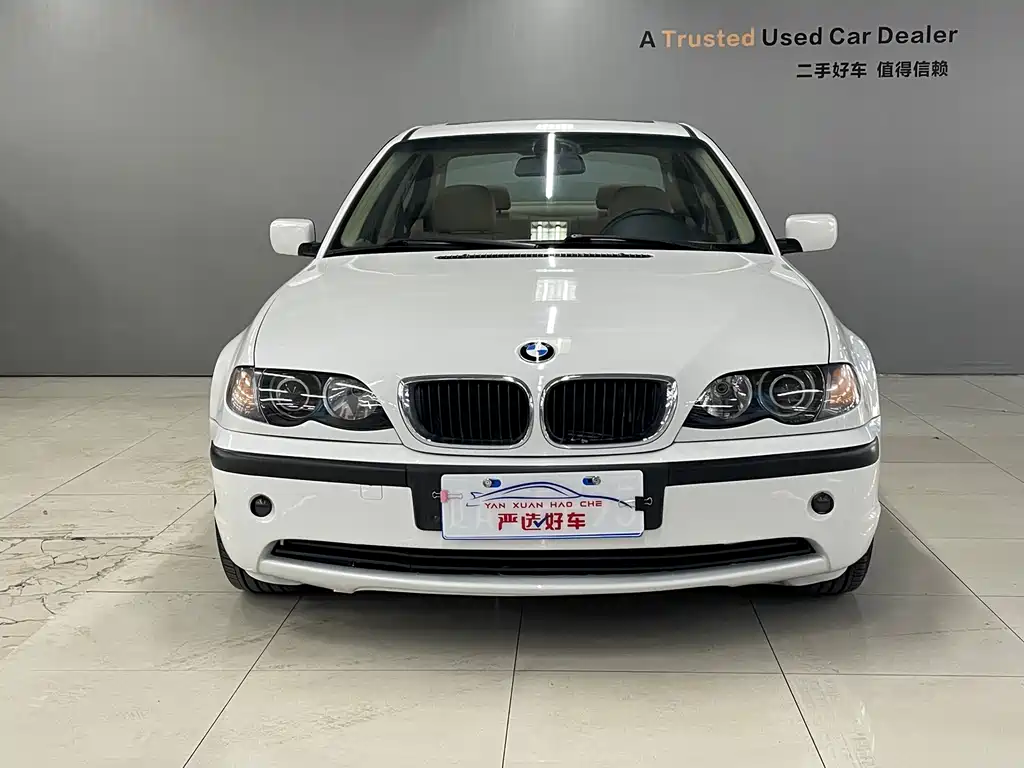 BMW 3 Series 3 2004 318i