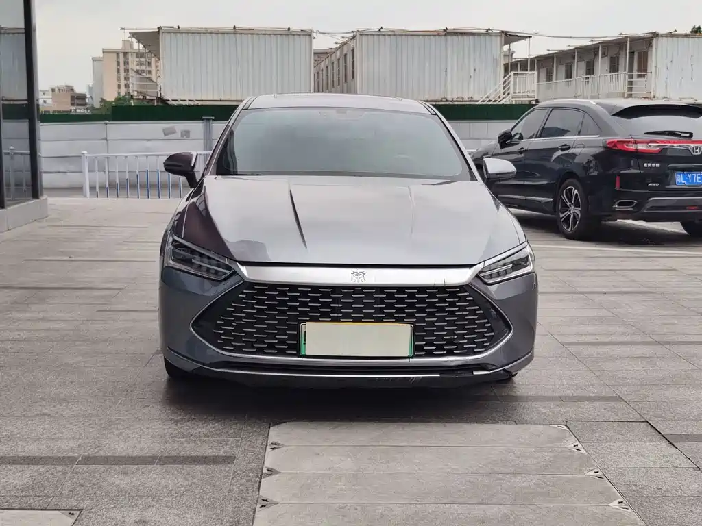 BYD Qin Plus PLUS 2021 DM-i 120KM Luxury