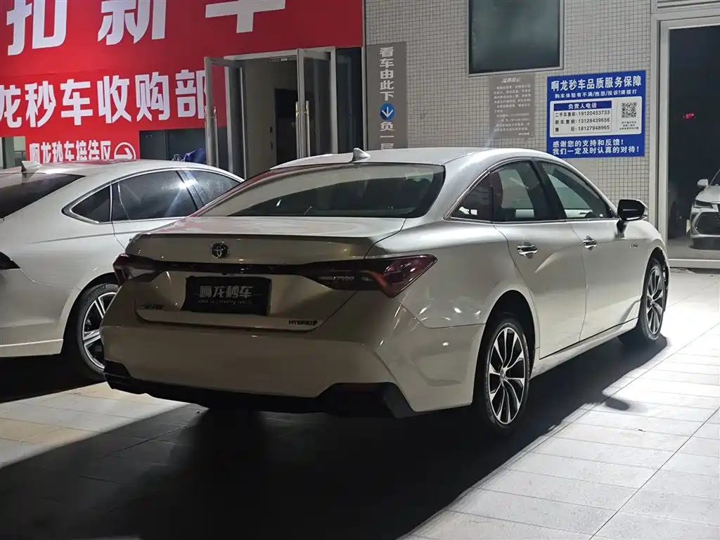 Toyota Avalon — миниатюра 9