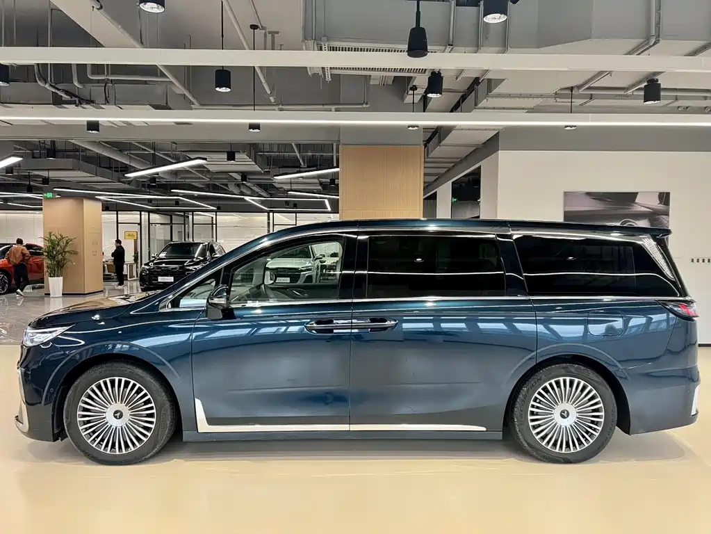 LANTU AUTOMOBILE LANTU DREAMER