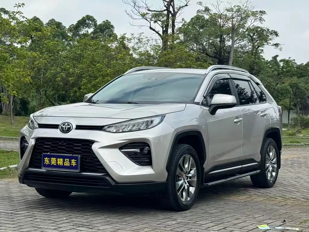 Купить Toyota Wildlander