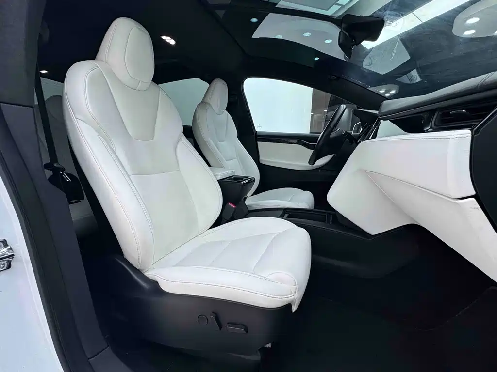 Tesla Model X — фотографии объявления, Фото 30