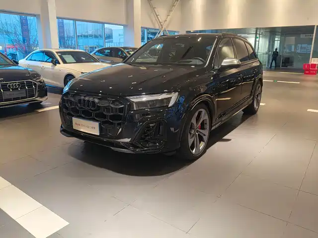 audi sq7