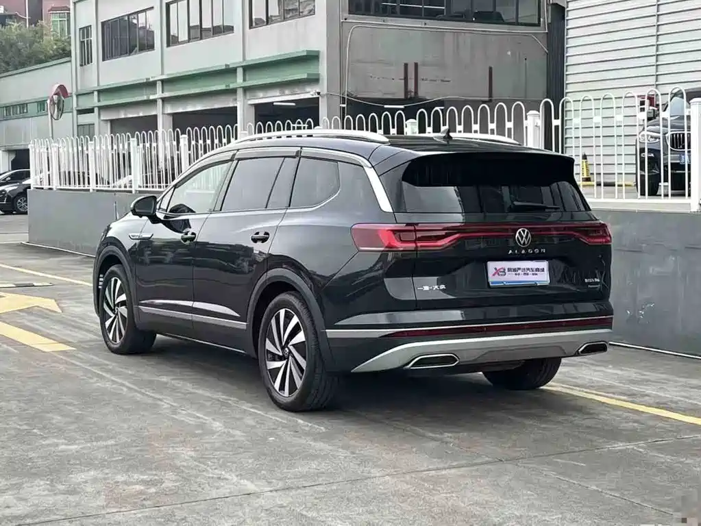 Volkswagen Talagon — миниатюра 3