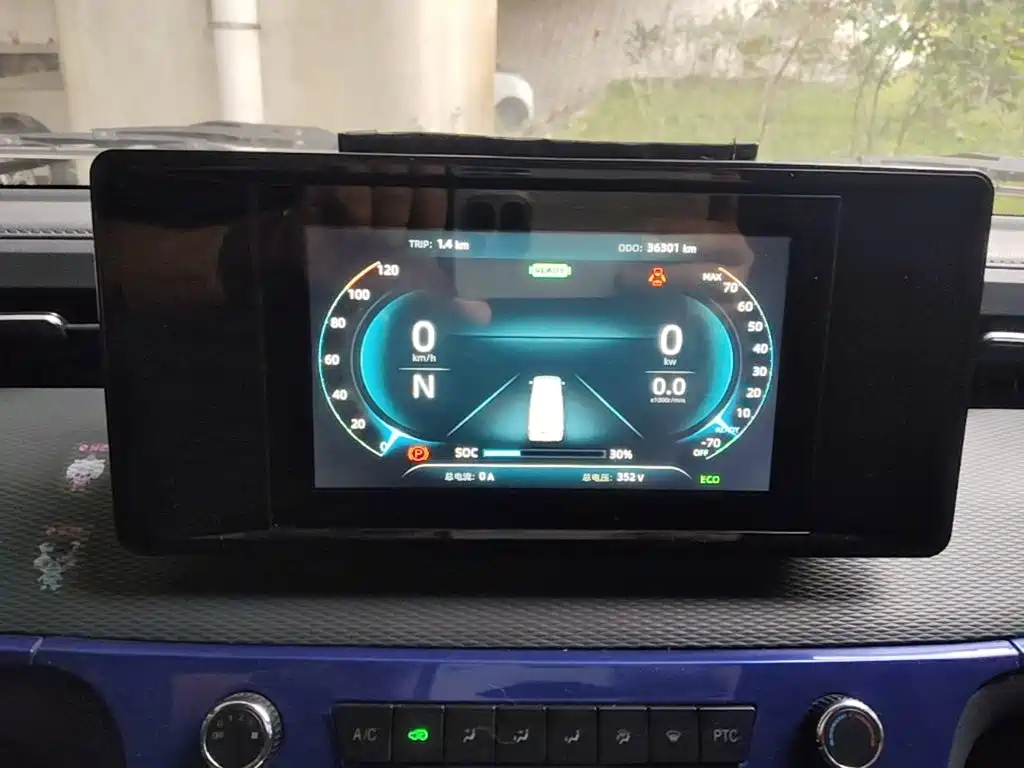 Dongfeng EM27 — миниатюра 12