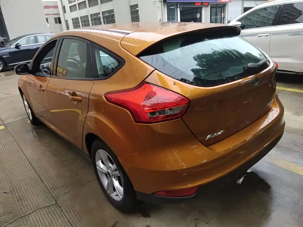 Ford Focus — миниатюра 5