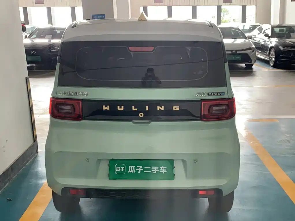 Wuling MINIEV — миниатюра 3