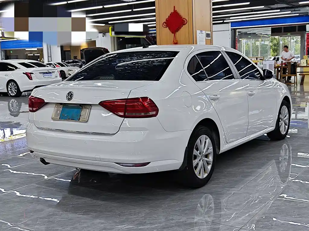 Volkswagen Lavida — миниатюра 6