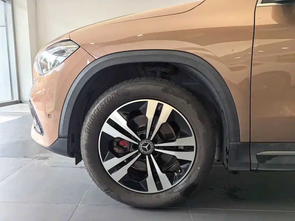 Mercedes-Benz GLA — миниатюра 15