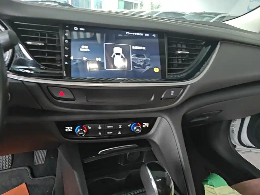 Buick Regal — миниатюра 13