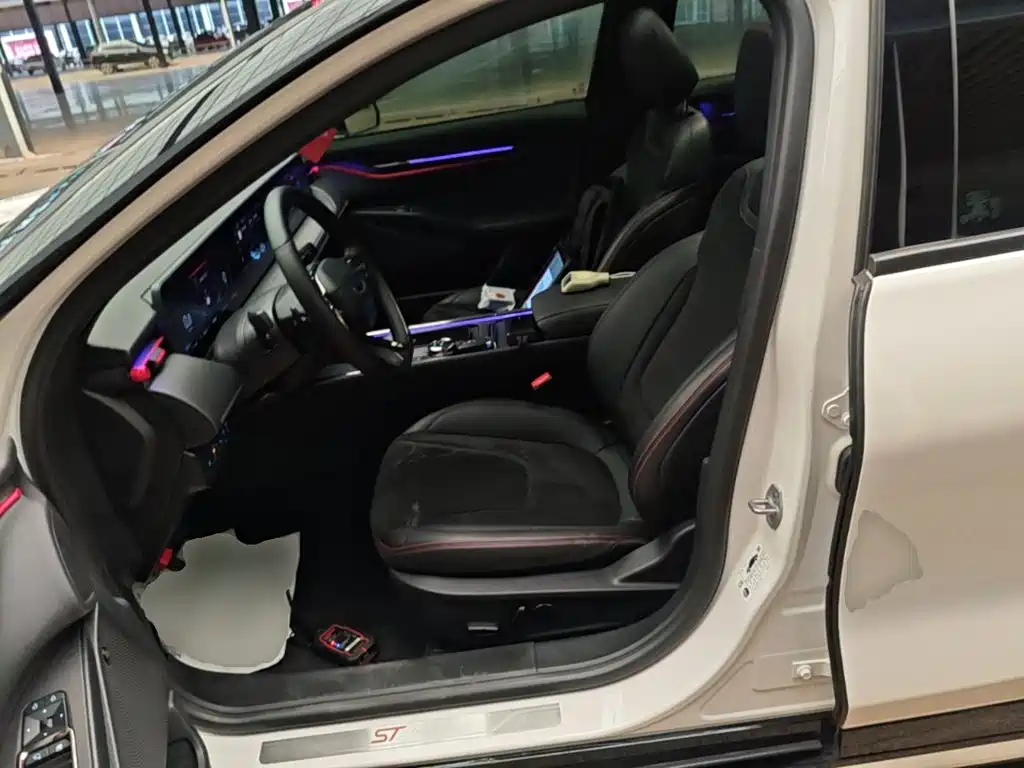 Ford Evos — миниатюра 15