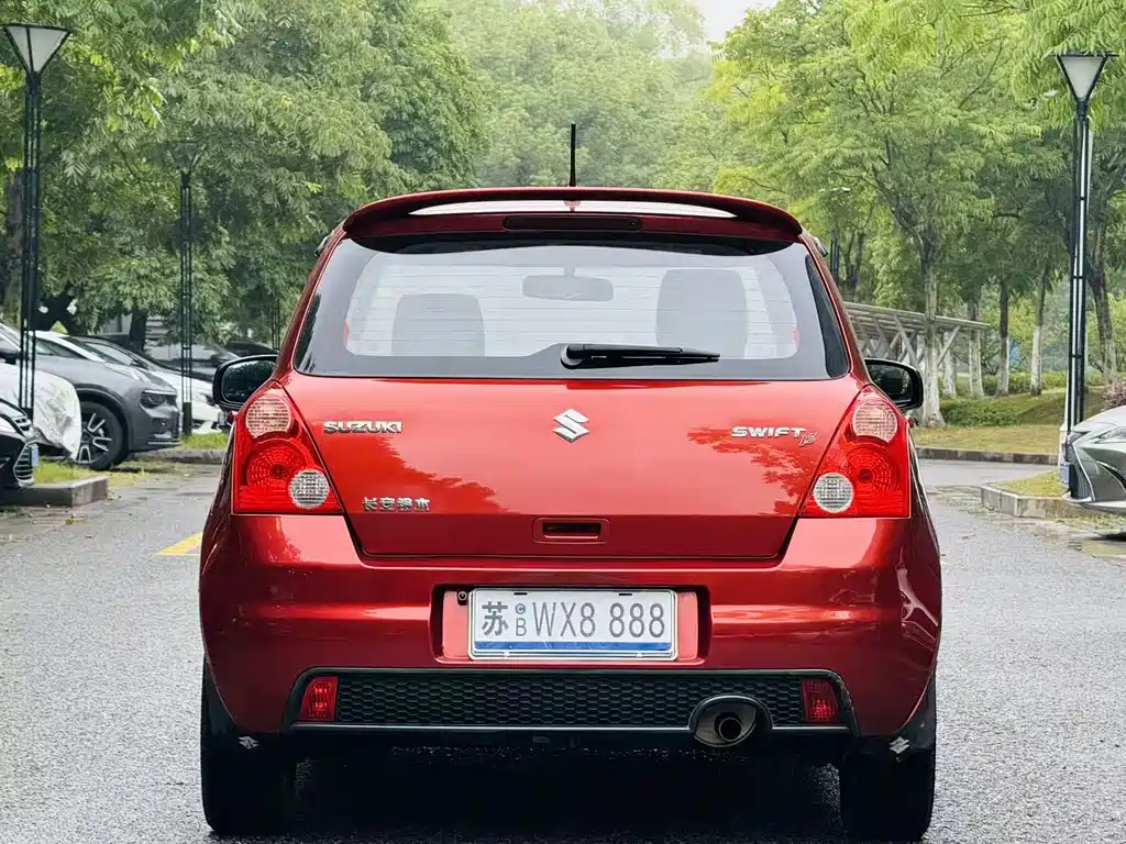 Suzuki Swift — миниатюра 5