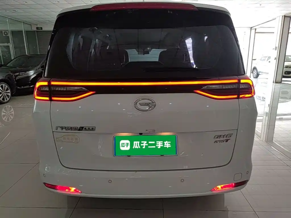GAC M6 2019 270T AT Premium ( мест) V