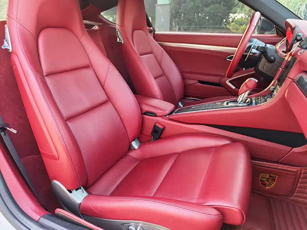 Porsche 718 2018 Cayman 2.0T