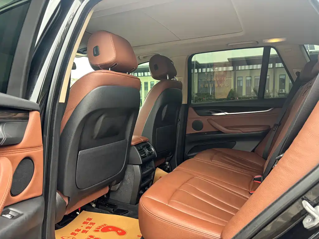 BMW X5 (Import) — миниатюра 7