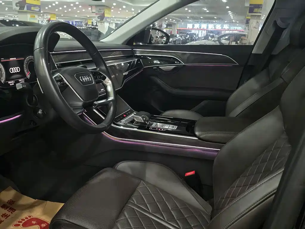 Audi A8 — миниатюра 6