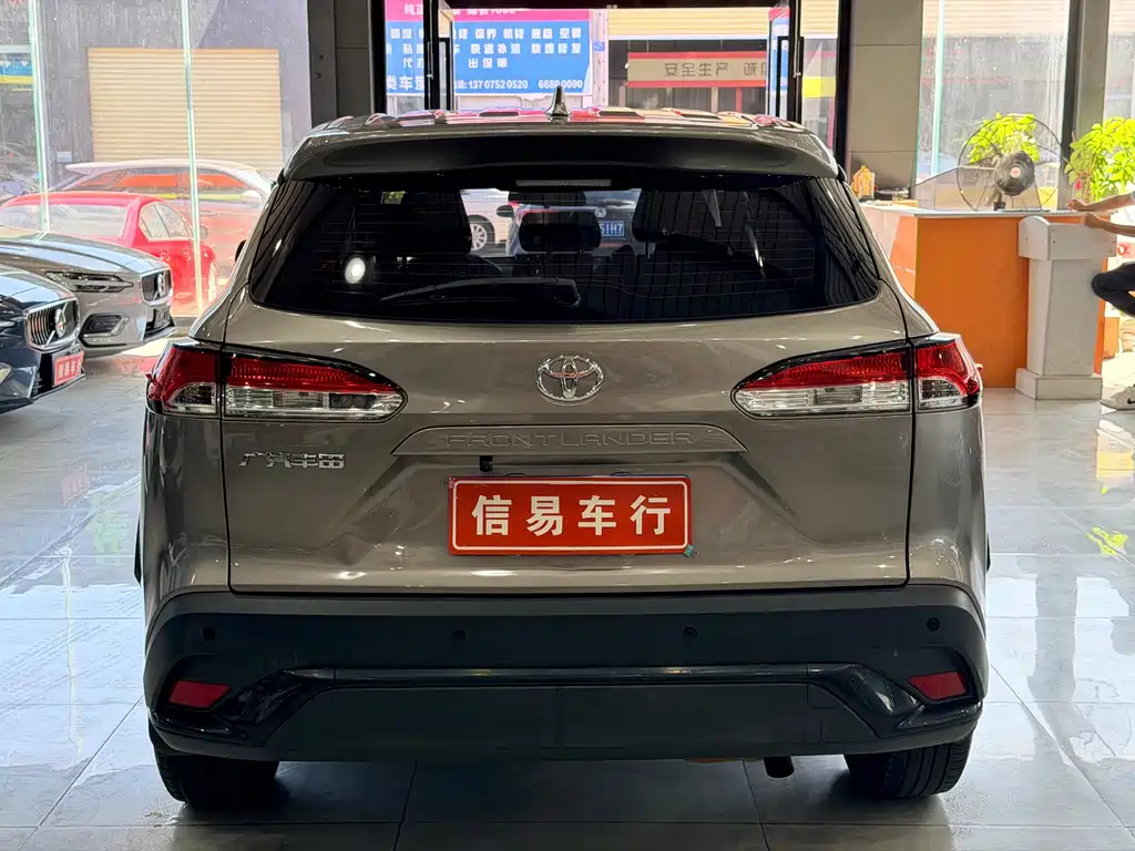 Toyota Frontlander — миниатюра 5