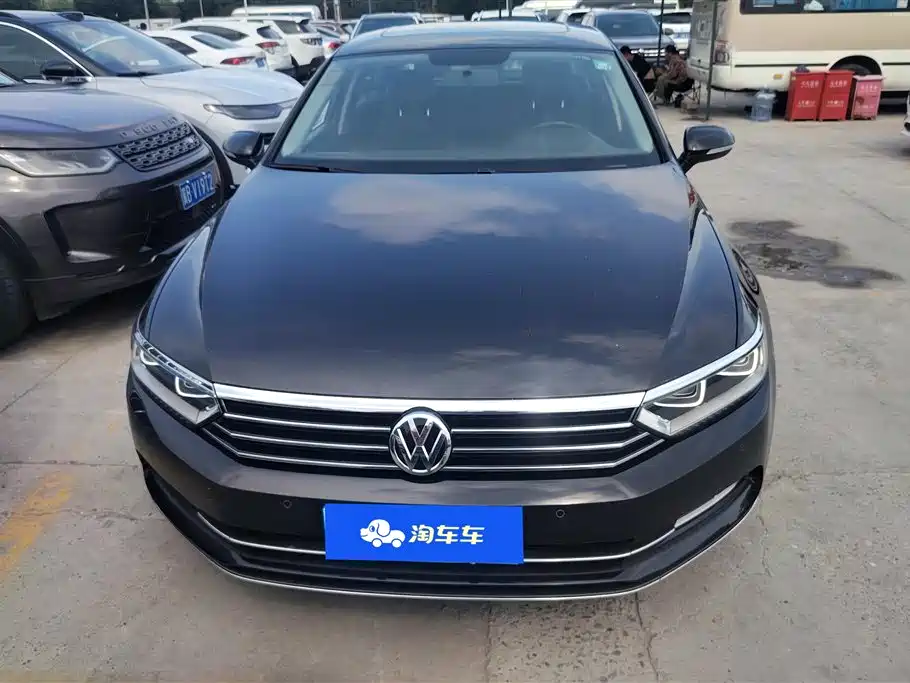 Volkswagen Magotan 2019 330TSI DSG Lead V