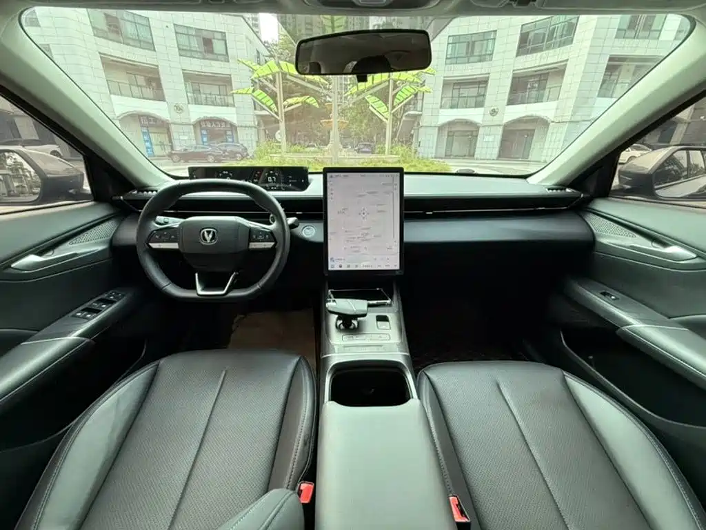 Changan Eado — миниатюра 5