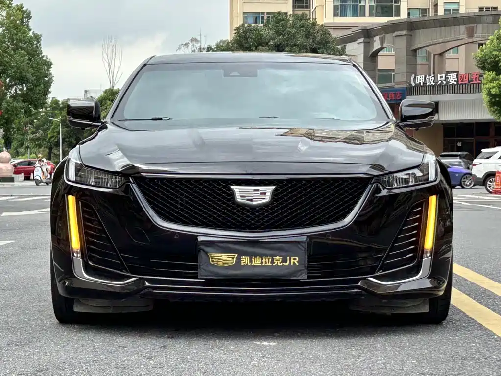 Cadillac CT5 — миниатюра 2