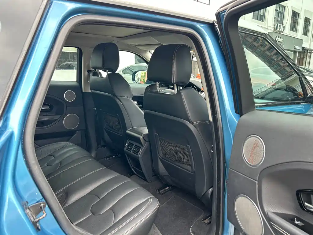 Land Rover Evoque (Import) — миниатюра 26