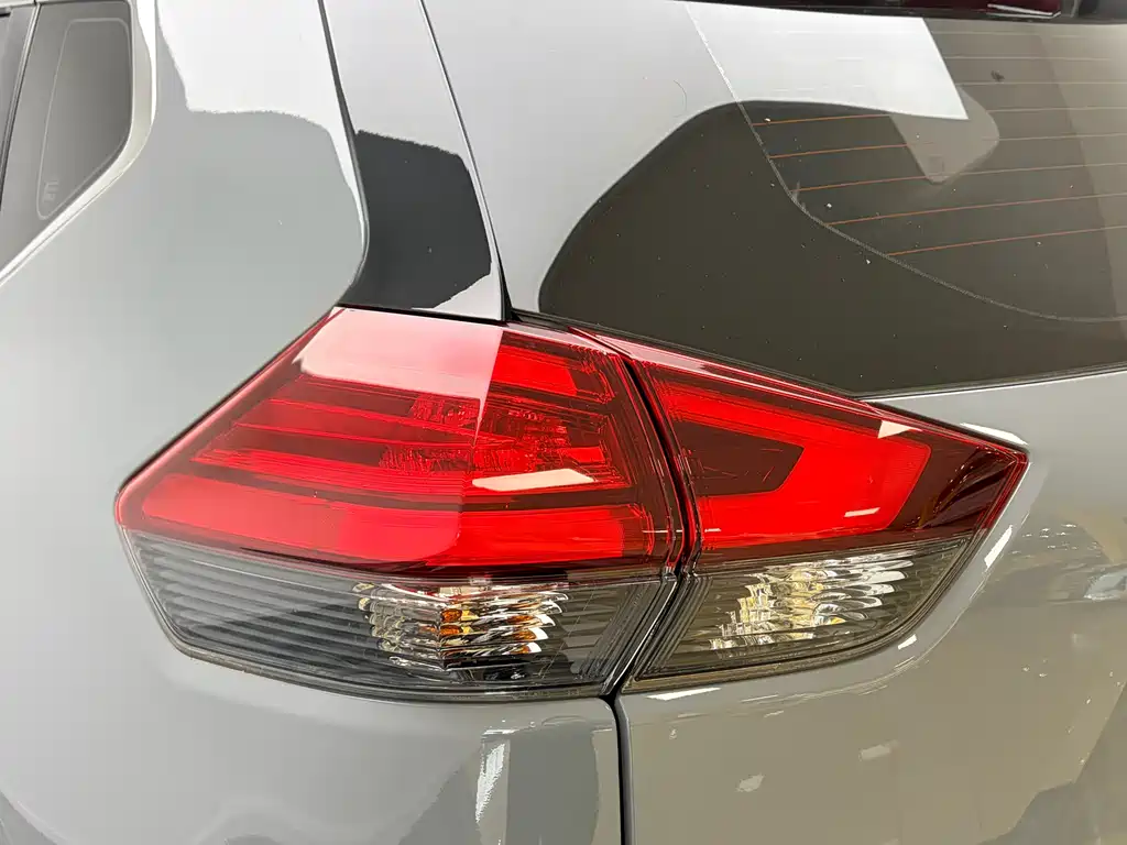 Nissan X-Trail 2025 2.0L Lead