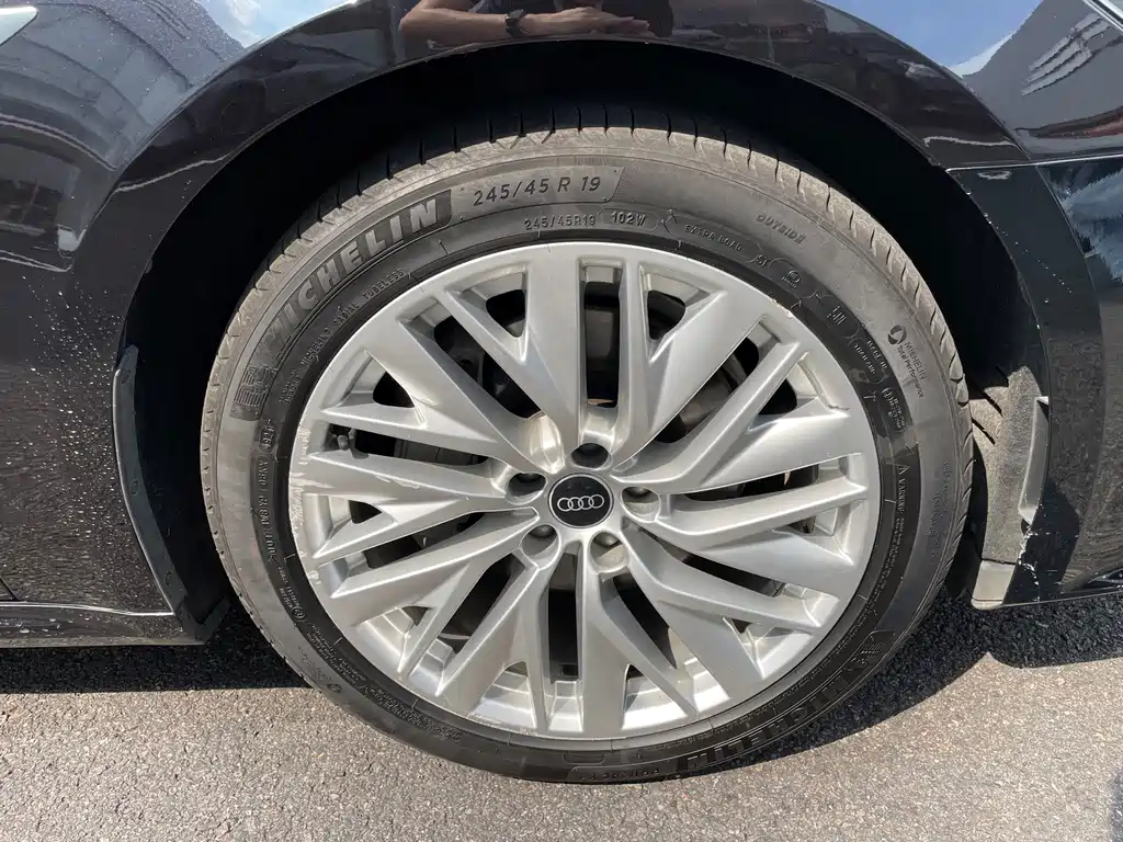 Audi A7L — миниатюра 21