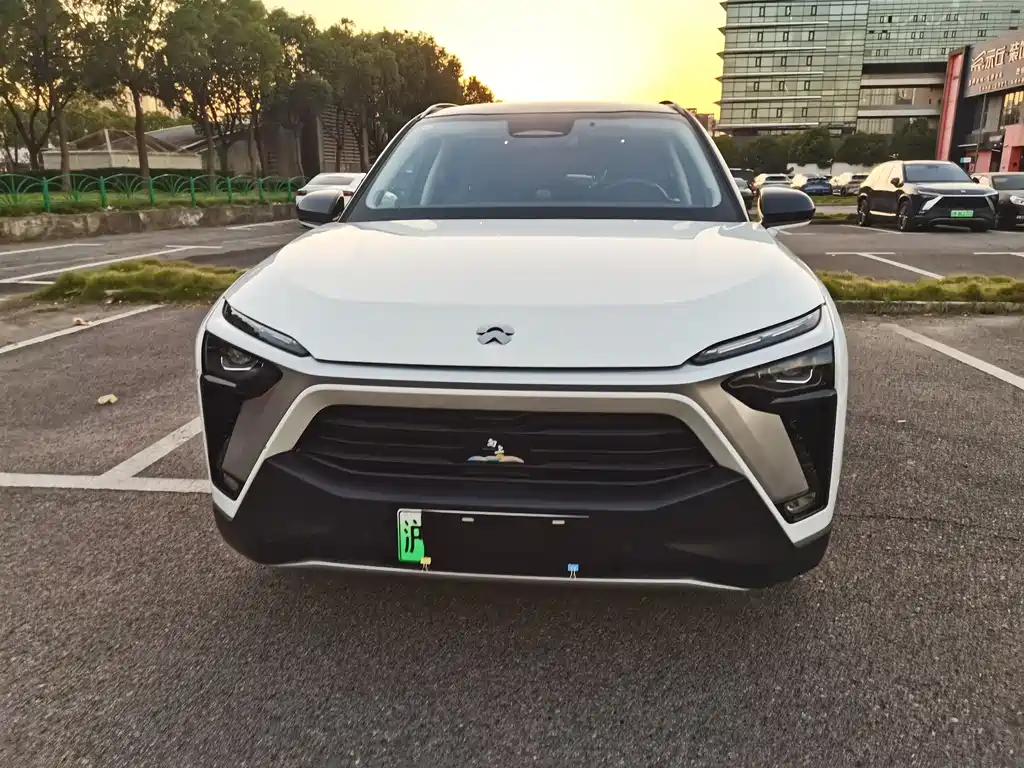 NIO NIO ES8