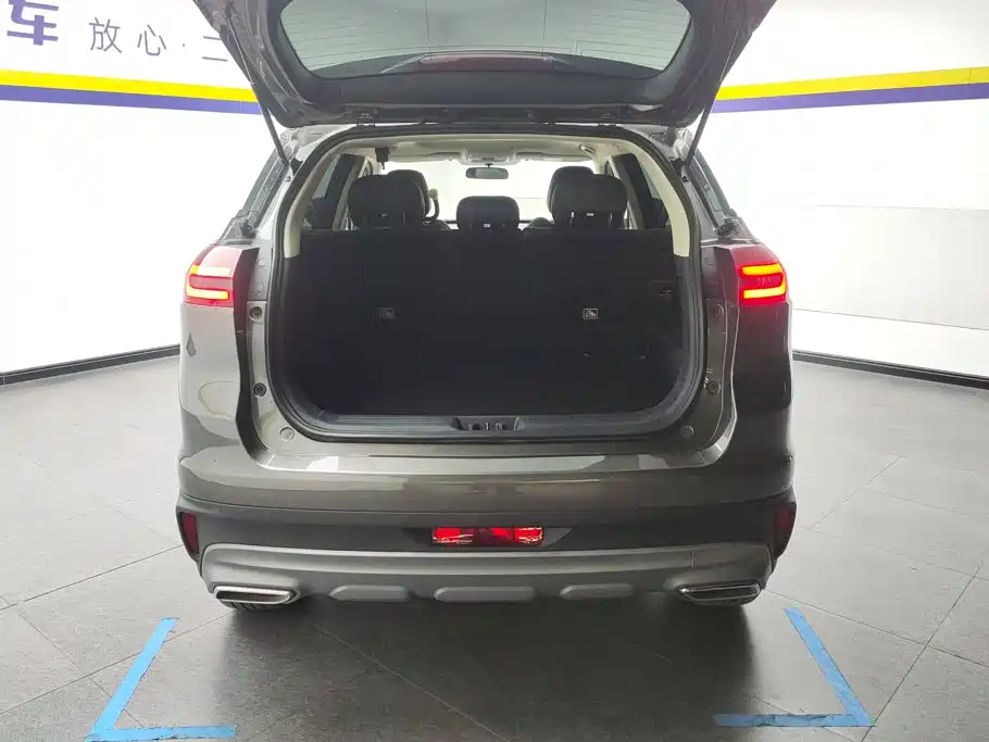 Geely Boyue — миниатюра 4