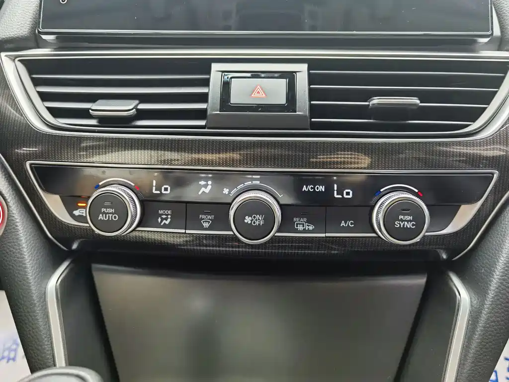 Honda Accord — миниатюра 12
