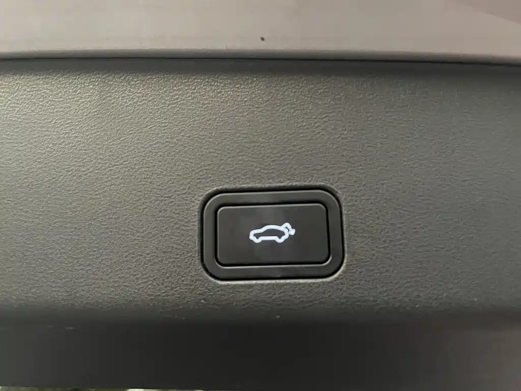 GEELY AUTOMOBILE XINGYUE L