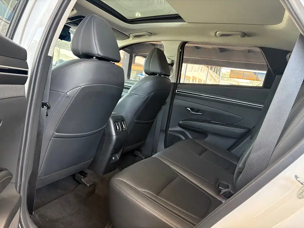 Hyundai Tucson 2021 L 1.5T DCT LUX Luxury
