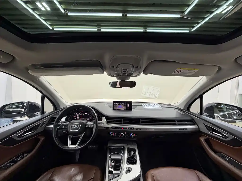 Audi Q7 — миниатюра 6