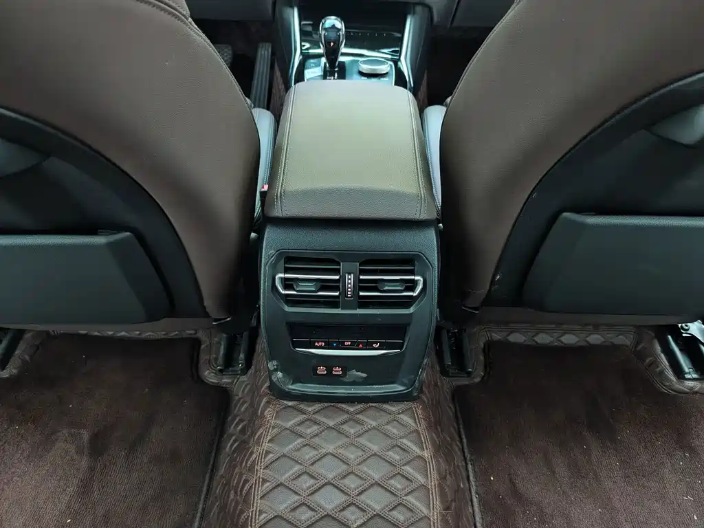 BMW 3 Series — миниатюра 15