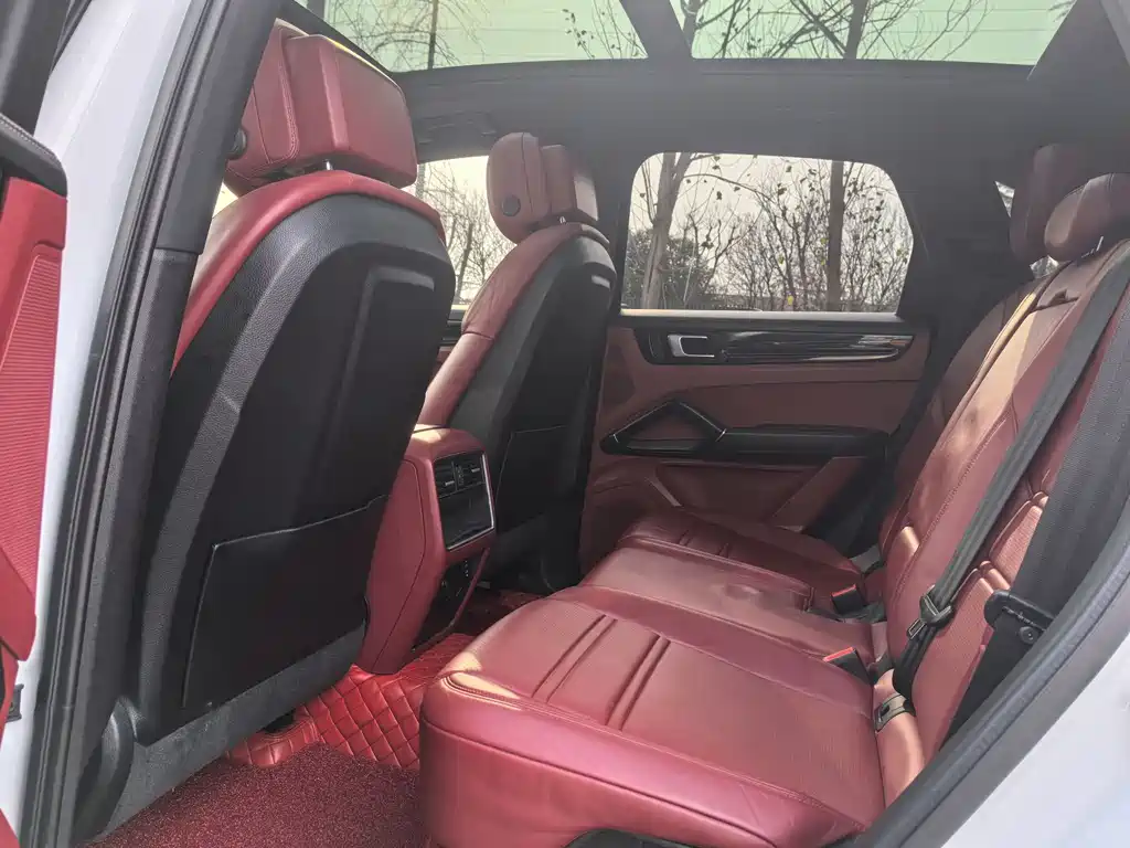 PORSCHE CAYENNE NEW ENERGY