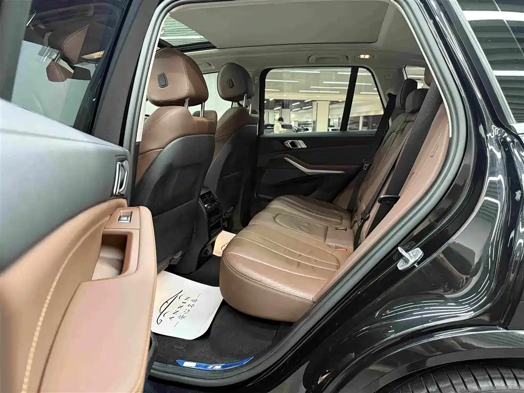 BMW X5 2022 xDrive40i M Sport