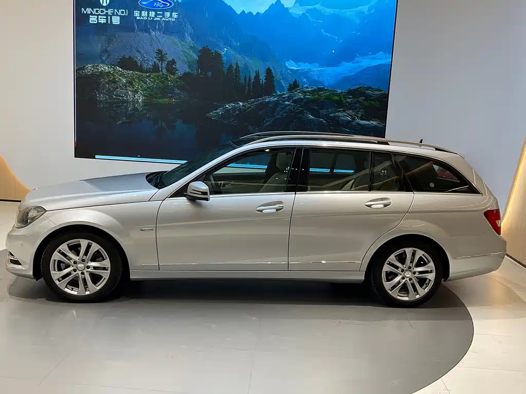 Mercedes-Benz C-Class C 2011 C 200 Luxury Sport