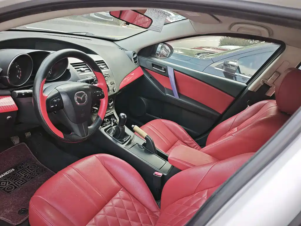 Mazda 3 Xingcheng — миниатюра 9