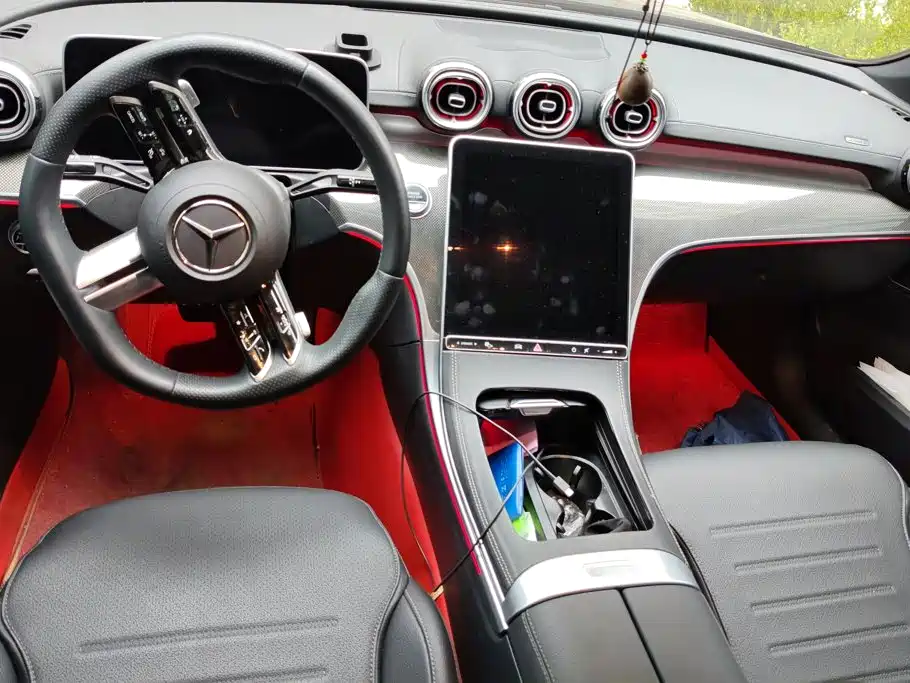 Mercedes-Benz C-Class — миниатюра 12