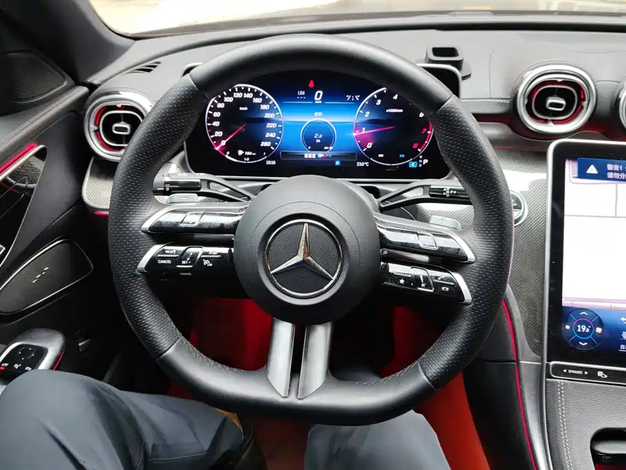 Mercedes-Benz C-Class — миниатюра 15