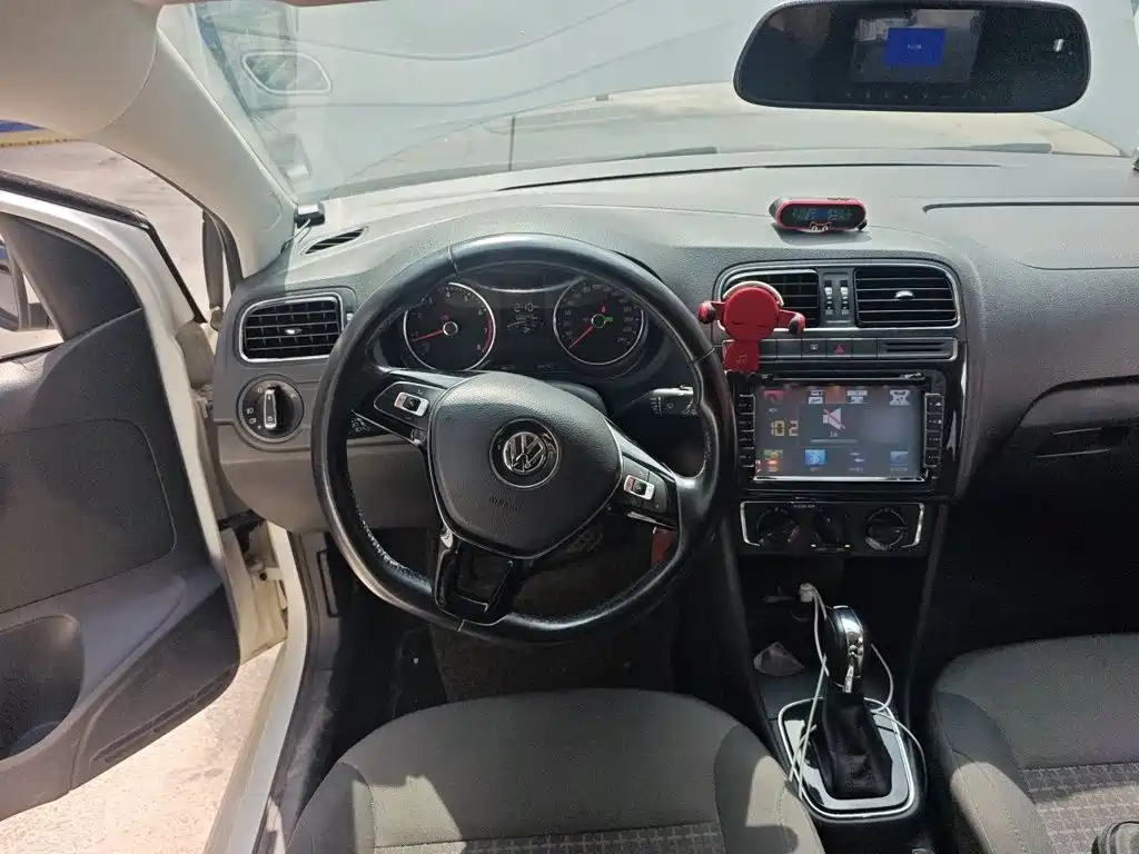 Volkswagen Polo — миниатюра 11