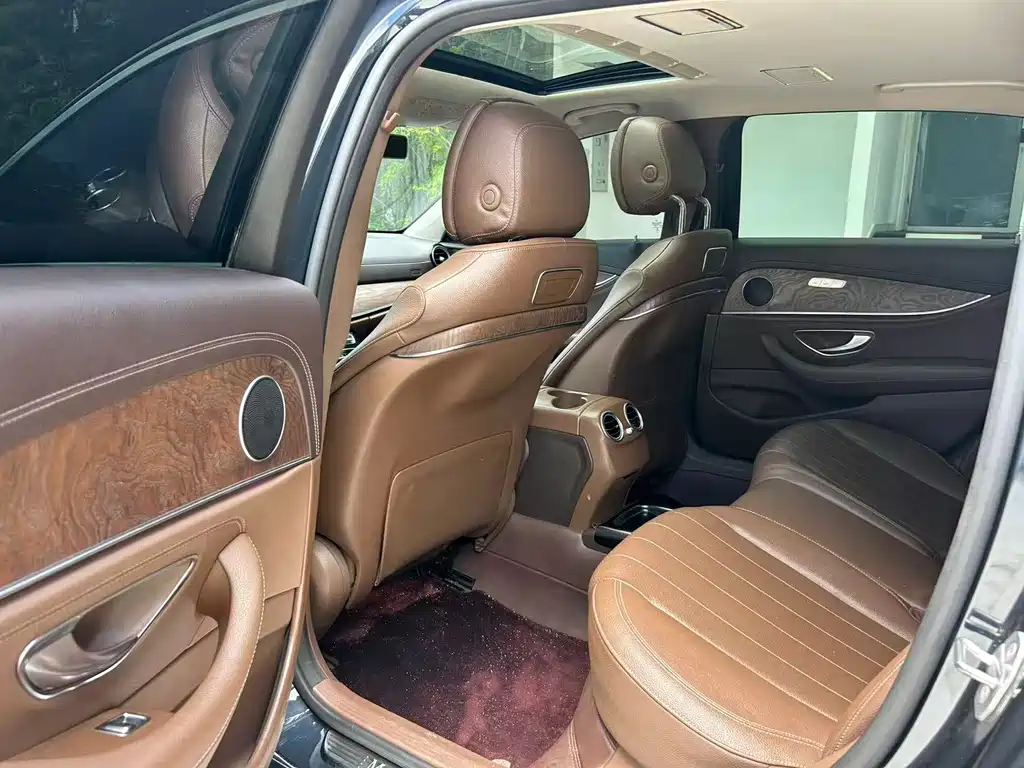 Mercedes-Benz E-Class E 2016 E 300 L Fashion