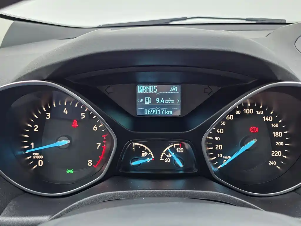 Ford Kuga — миниатюра 15