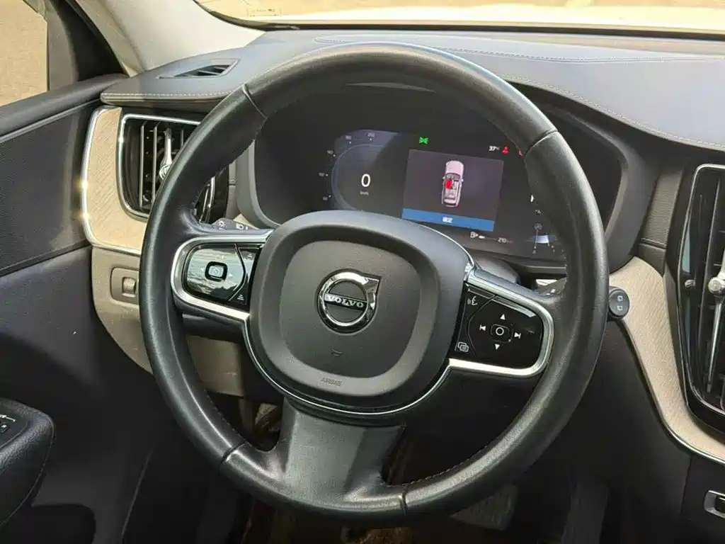 Volvo XC60 — миниатюра 4