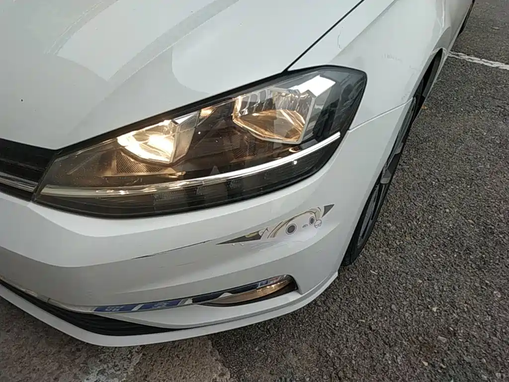 Volkswagen Golf — миниатюра 24