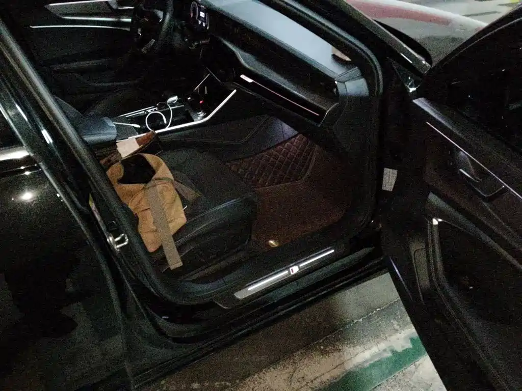 Audi A6L — миниатюра 20