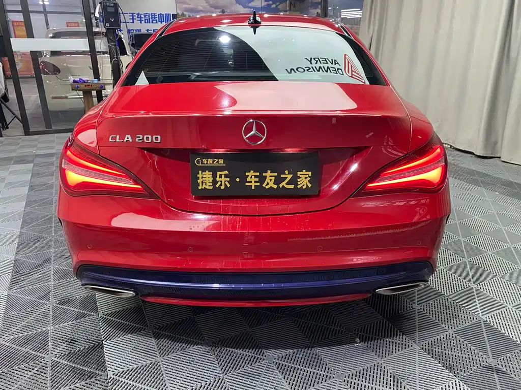 Mercedes-Benz CLA 2017 CLA 200 Fashion