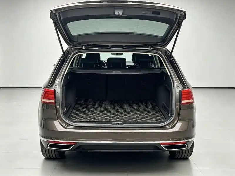 Volkswagen Viloran — миниатюра 7